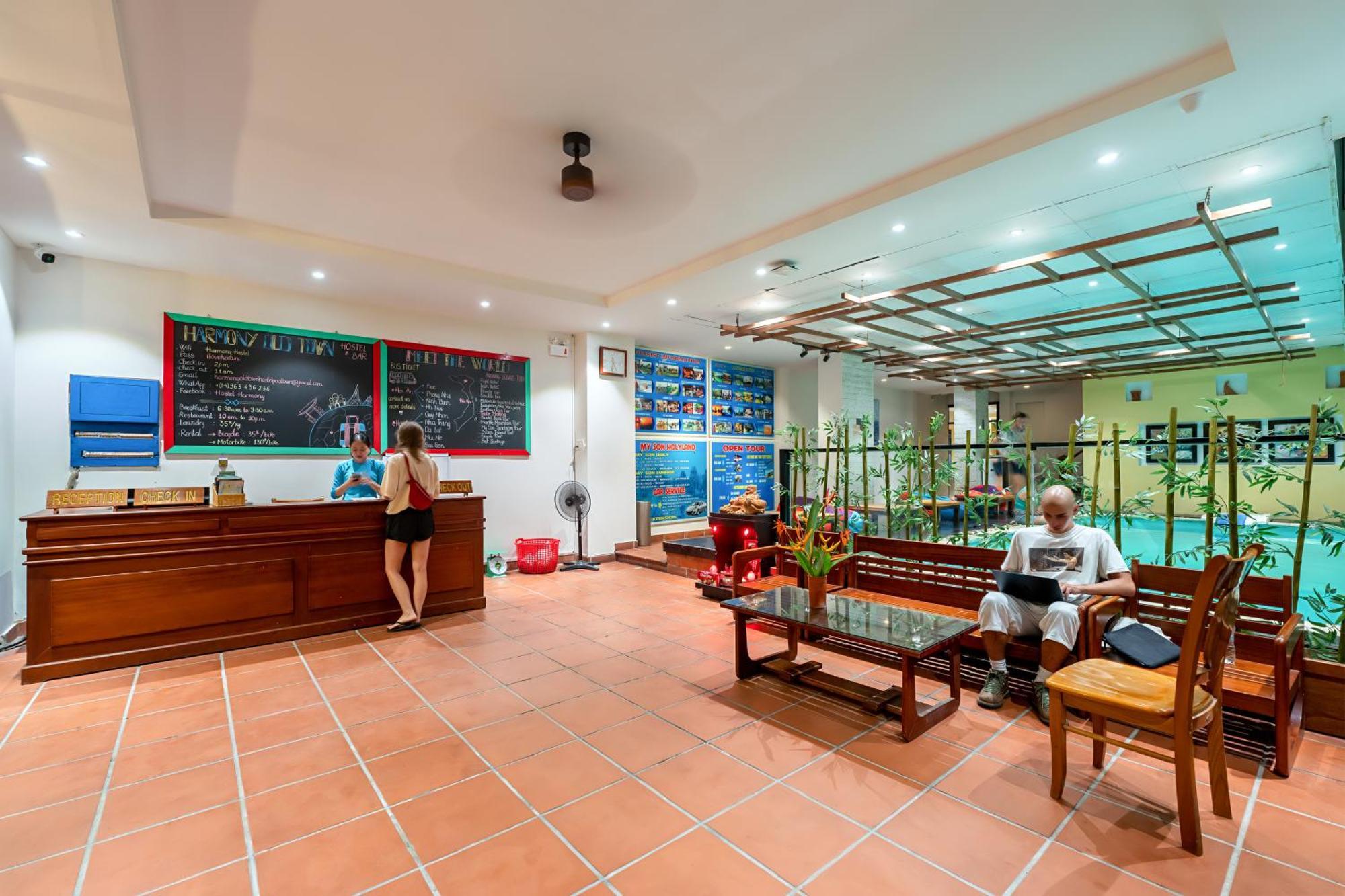 Harmony Old Town Hostel And Pool Bar Hoi An Eksteriør billede